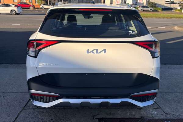 2022 Kia Sportage S NQ5