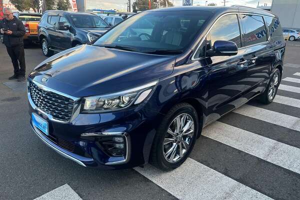 2018 Kia Carnival Platinum YP