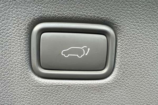 2018 Kia Carnival Platinum YP