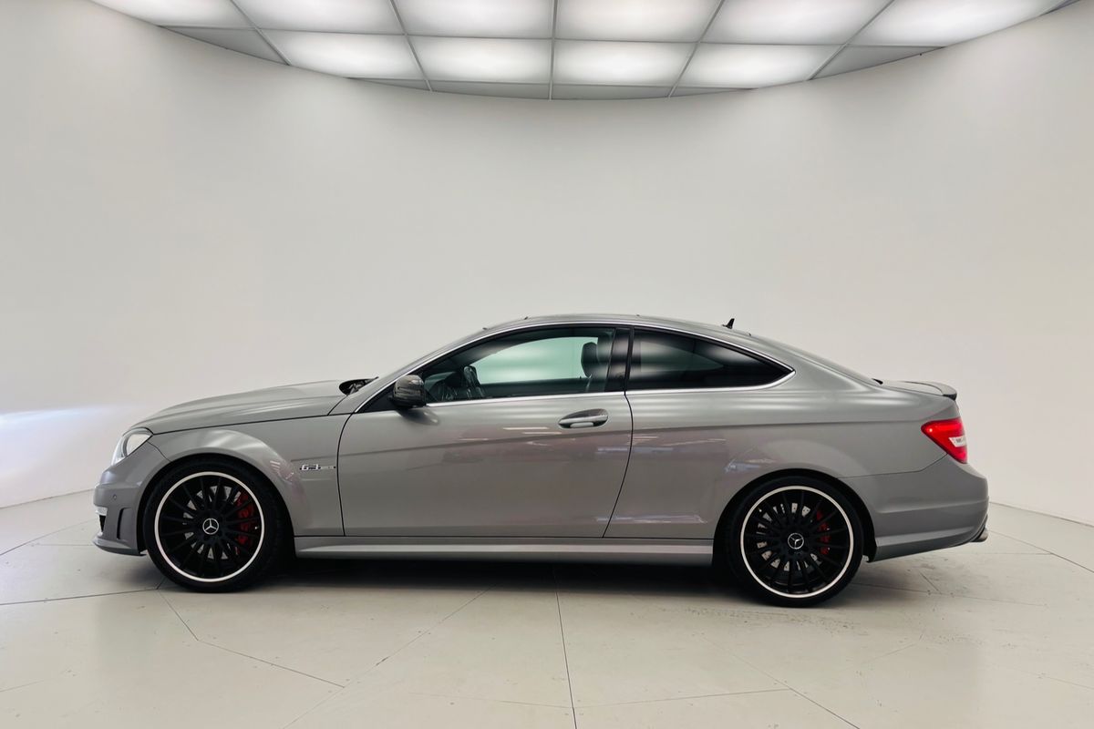 2012 Mercedes-benz C63 AMG 7 SP AUTOMATIC G-TRONIC 2D COUPE V8
