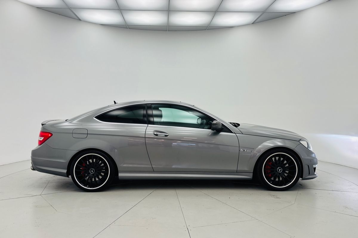 2012 Mercedes-benz C63 AMG 7 SP AUTOMATIC G-TRONIC 2D COUPE V8
