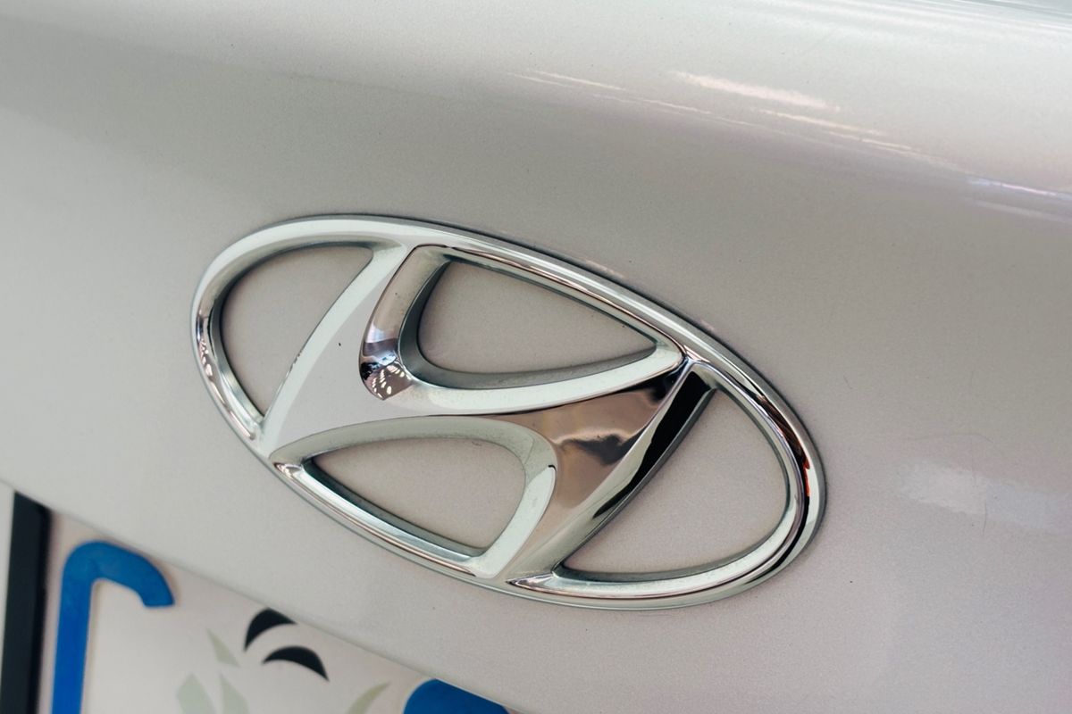2012 HYUNDAI ELANTRA ACTIVE 6 SP AUTOMATIC 4D SEDAN 4CYL
