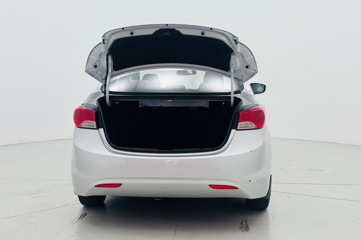 2012 HYUNDAI ELANTRA ACTIVE 6 SP AUTOMATIC 4D SEDAN 4CYL