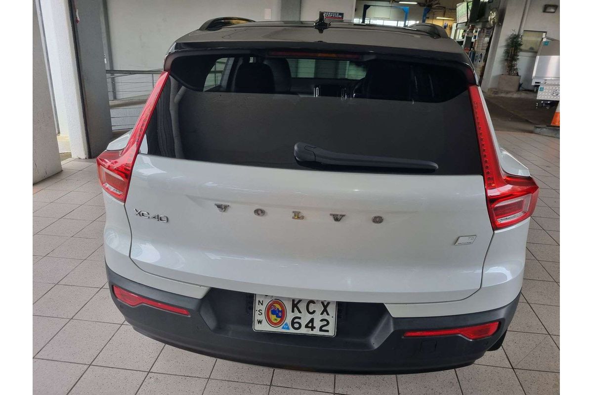XC40 536 MY21 RECHARGE PHEV (FWD) 1.5L T3 TURBO DIRECT F/INJ 7 SP AUTO DUAL CLUTCH 4D WAGON