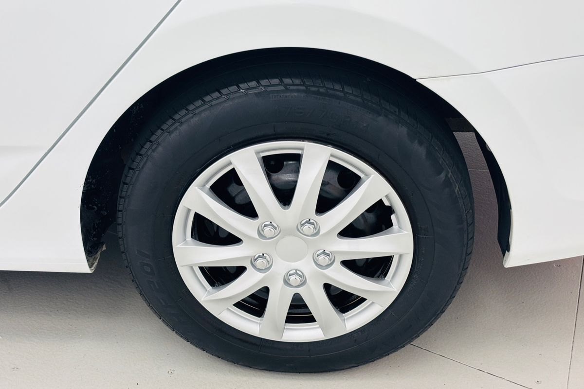 2016 HYUNDAI ACCENT ACTIVE CVT AUTO 6 SPEED 4D SEDAN 4CYL