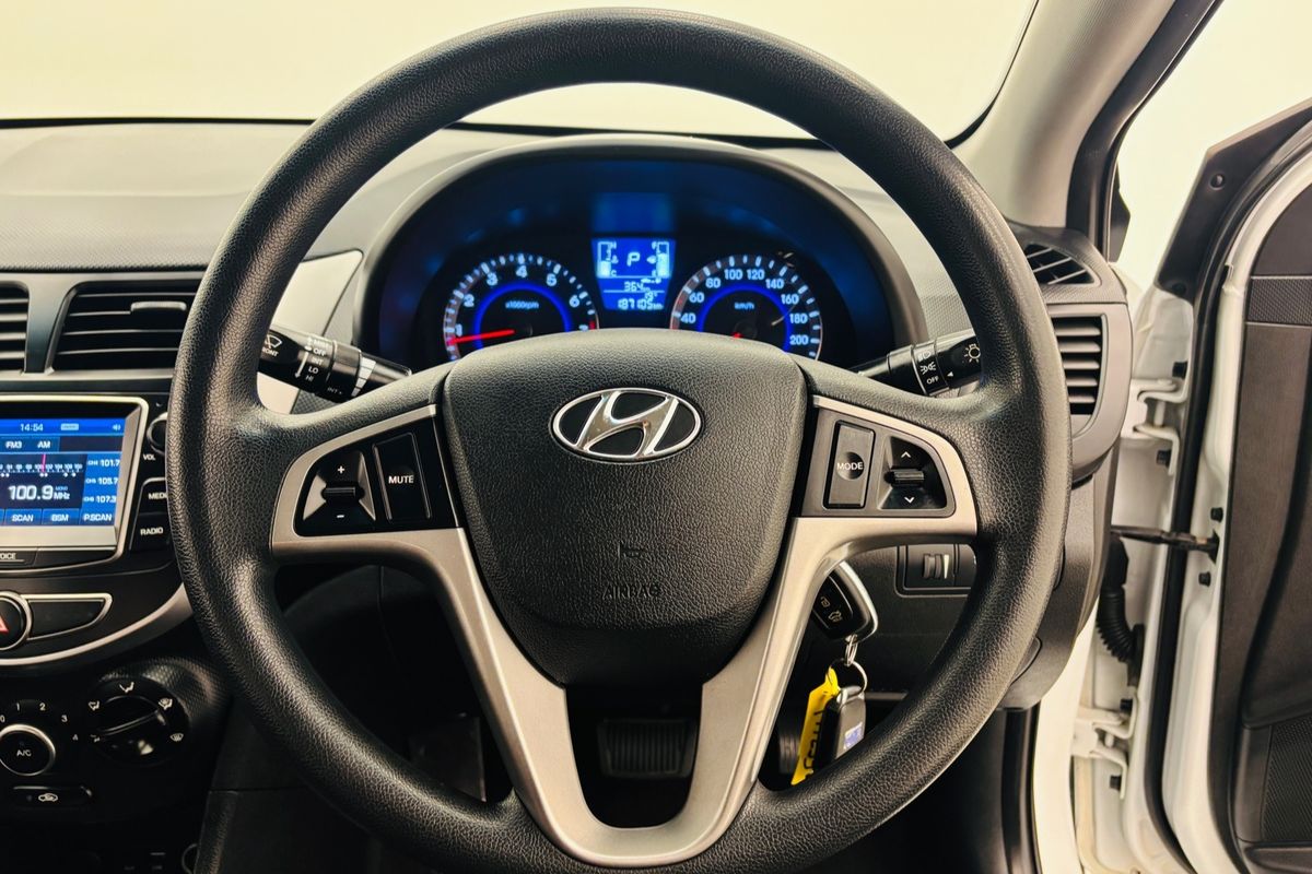 2016 HYUNDAI ACCENT ACTIVE CVT AUTO 6 SPEED 4D SEDAN 4CYL
