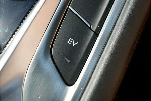 2021 MG HS PHEV Essence SAS23