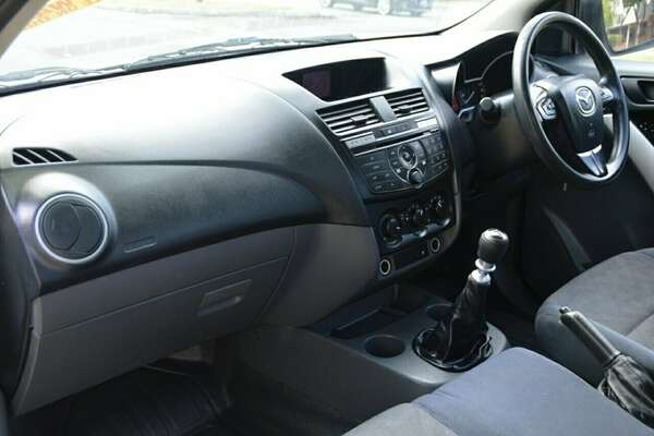 2015 Mazda BT-50 XT 4x2 UP0YD1