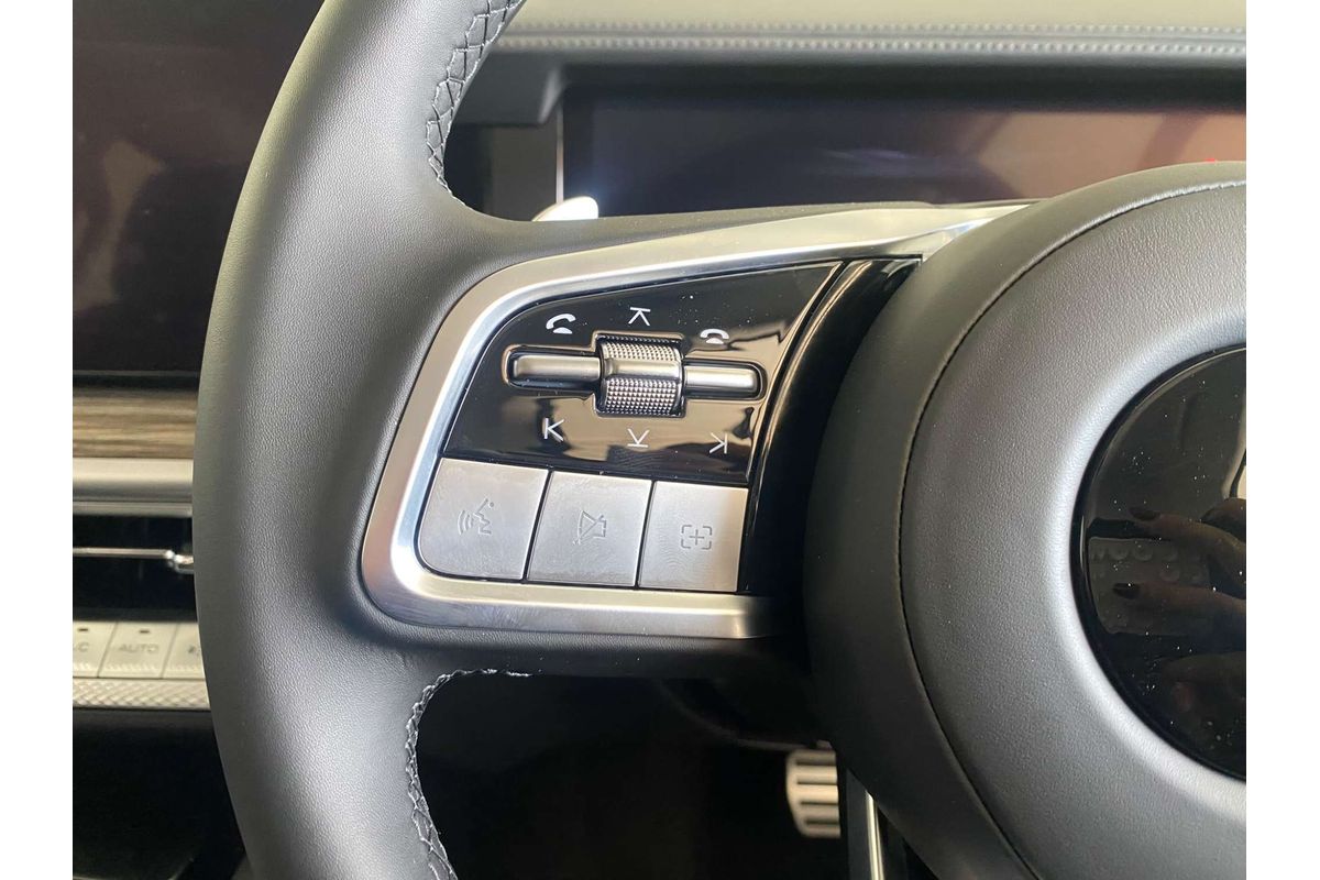 Ute Alpha PHEV Luxury 4x4