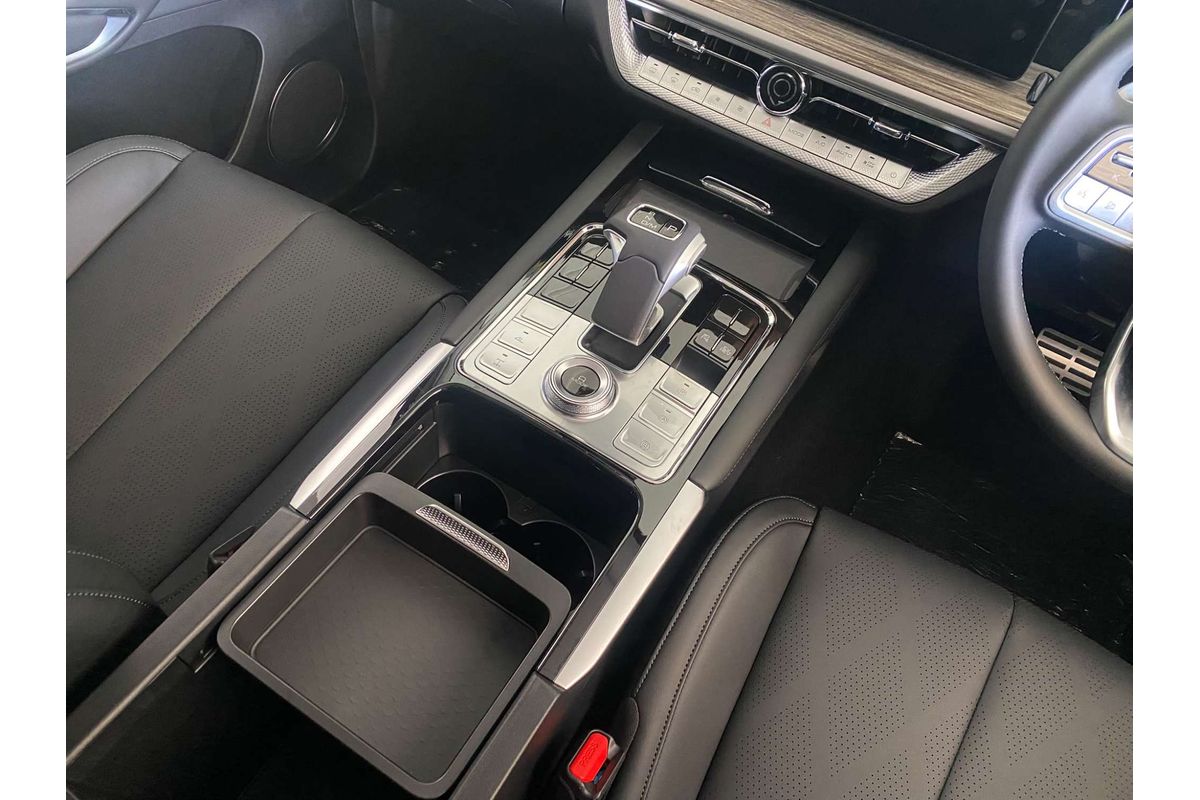 Ute Alpha PHEV Luxury 4x4