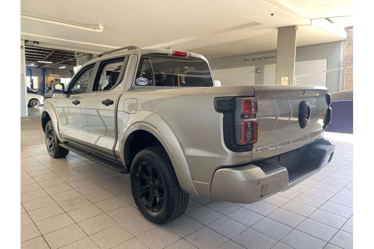 Ute Alpha PHEV Luxury 4x4