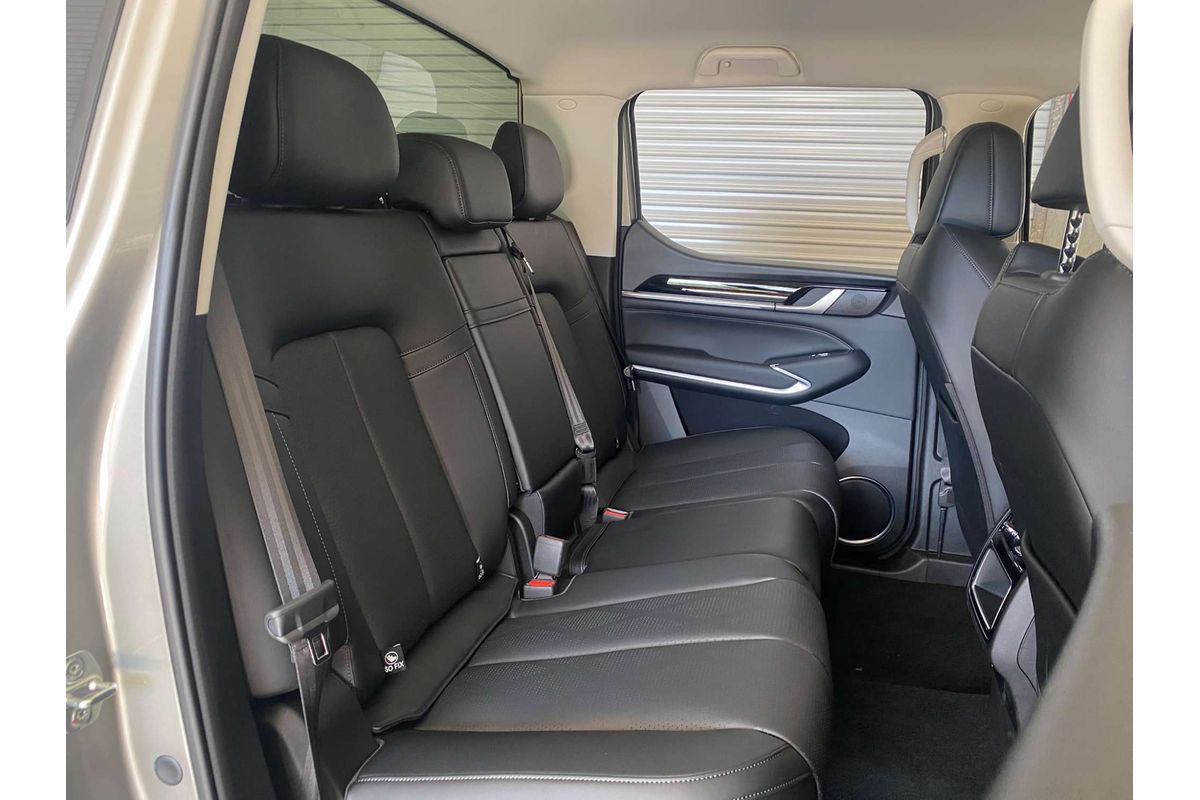 Ute Alpha PHEV Luxury 4x4