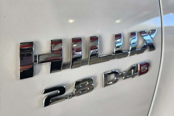 2016 Toyota Hilux SR GUN126R