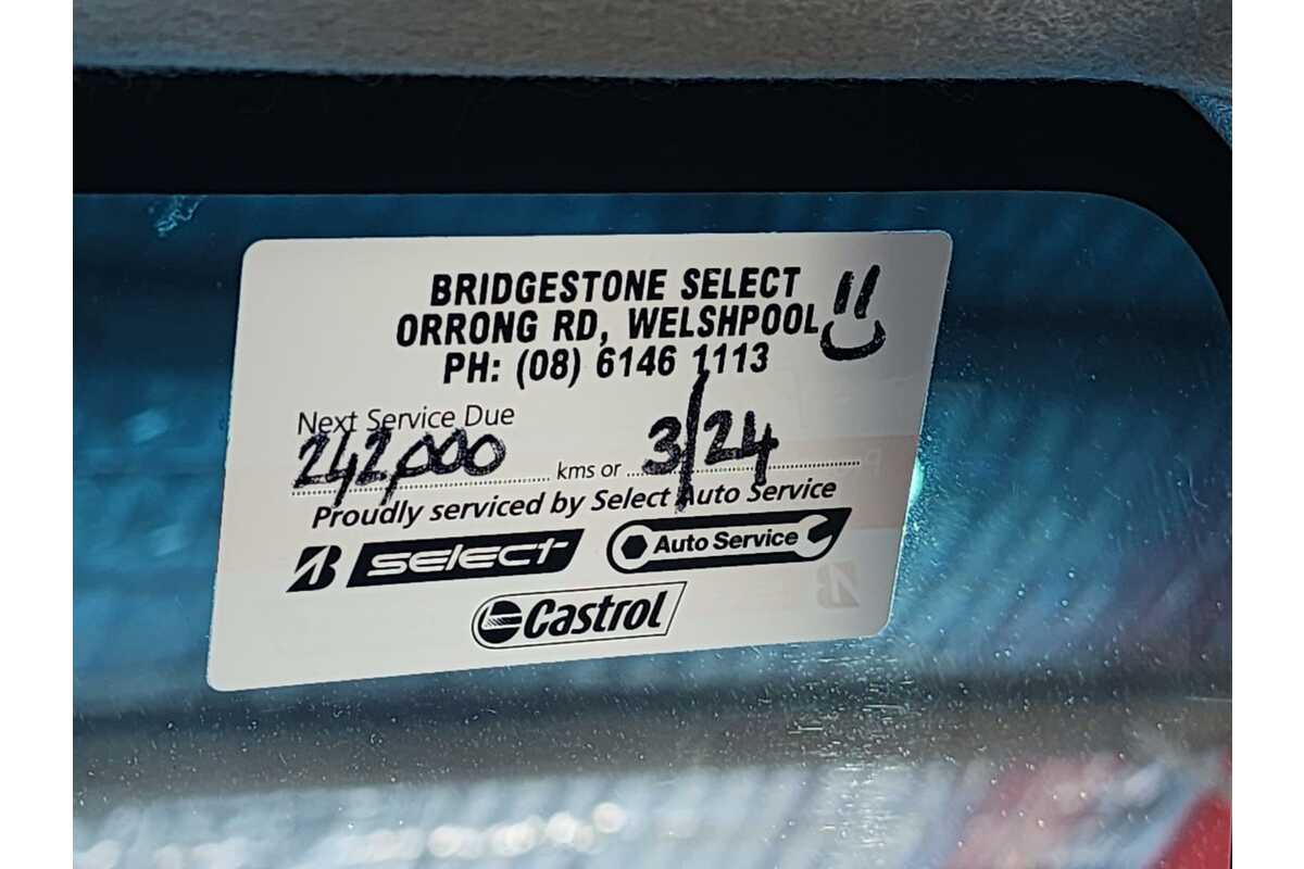 2016 Toyota Hilux SR GUN126R