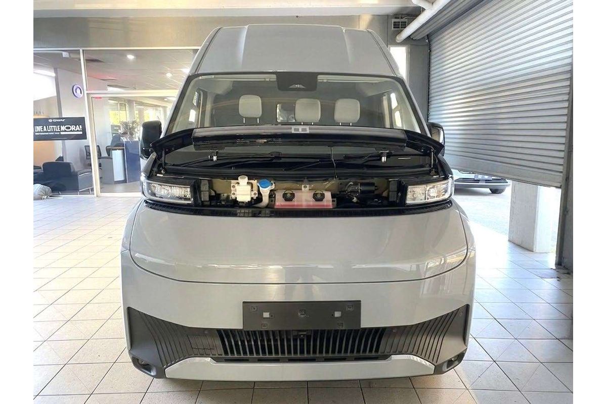 Super Van 5.5m, LWB, FWD, 83kWh, H2500, 3 seats