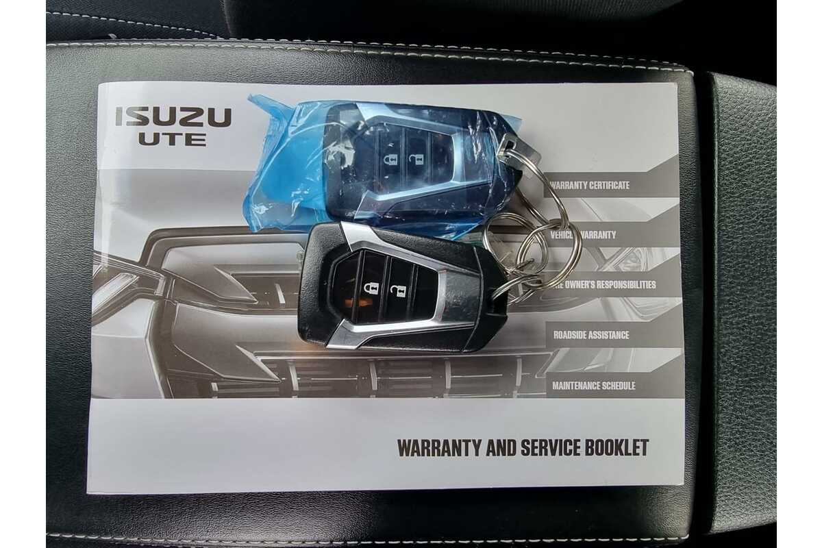 2022 Isuzu MU-X LS-M