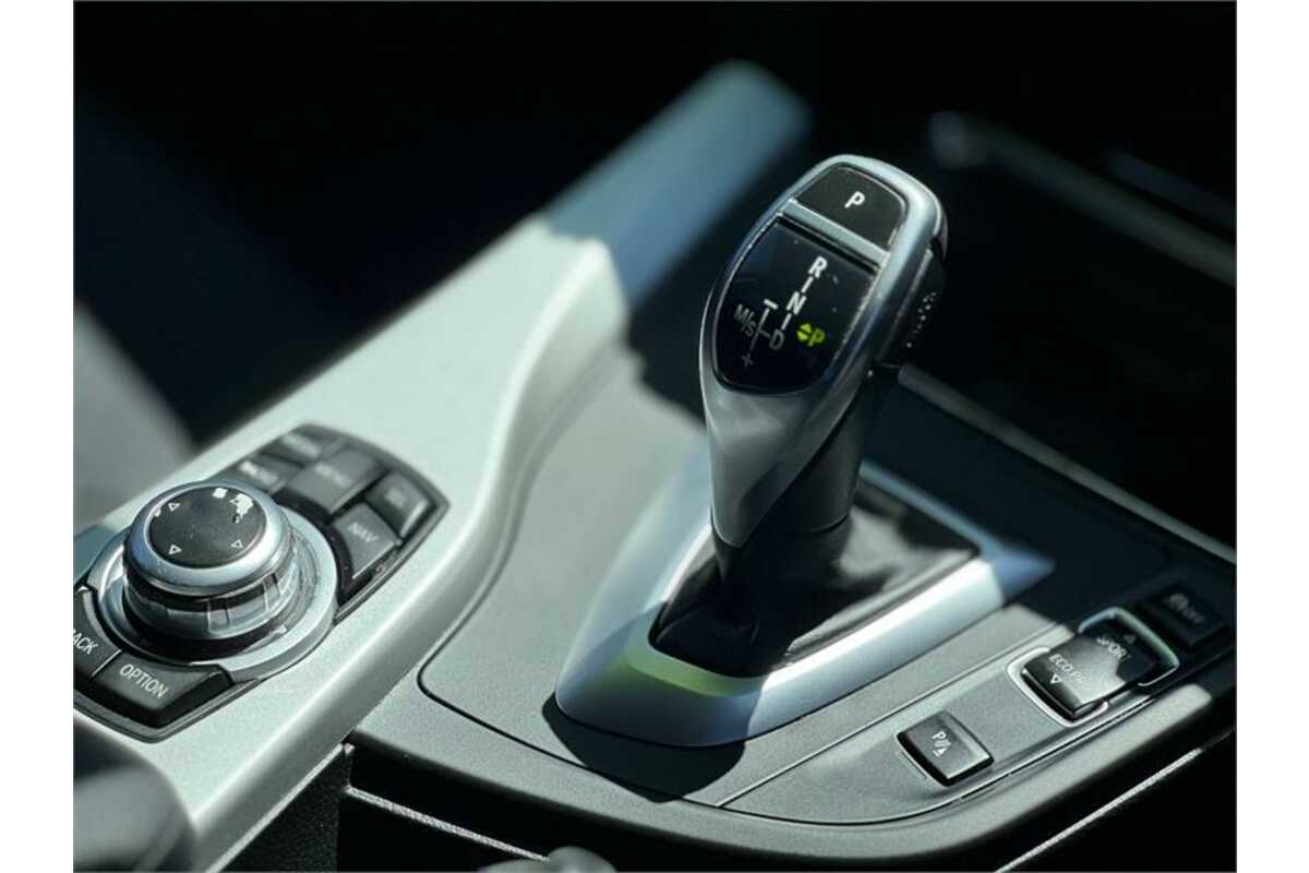 2012 BMW 3 18d MODERN LINE F30
