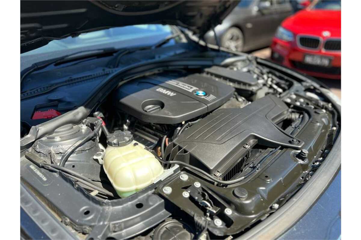 2012 BMW 3 18d MODERN LINE F30
