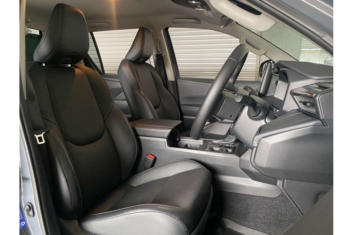 HILUX GUN227R SR5 48V + PREM. INTERIOR (4x4) 2.8L DT4 DIESEL TURBO F/INJ 6 SP AUTOMATIC DOUBLE CAB P/UP