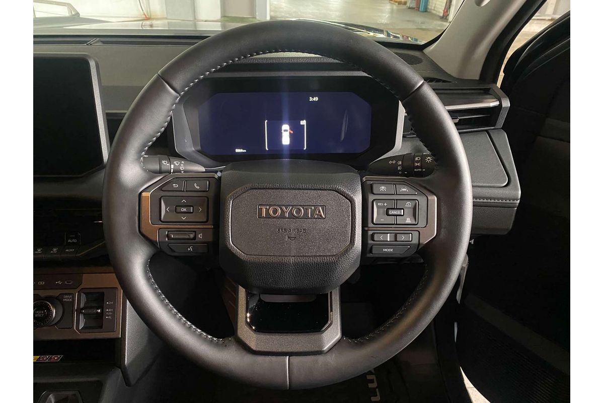 HILUX GUN227R SR5 48V + PREM. INTERIOR (4x4) 2.8L DT4 DIESEL TURBO F/INJ 6 SP AUTOMATIC DOUBLE CAB P/UP