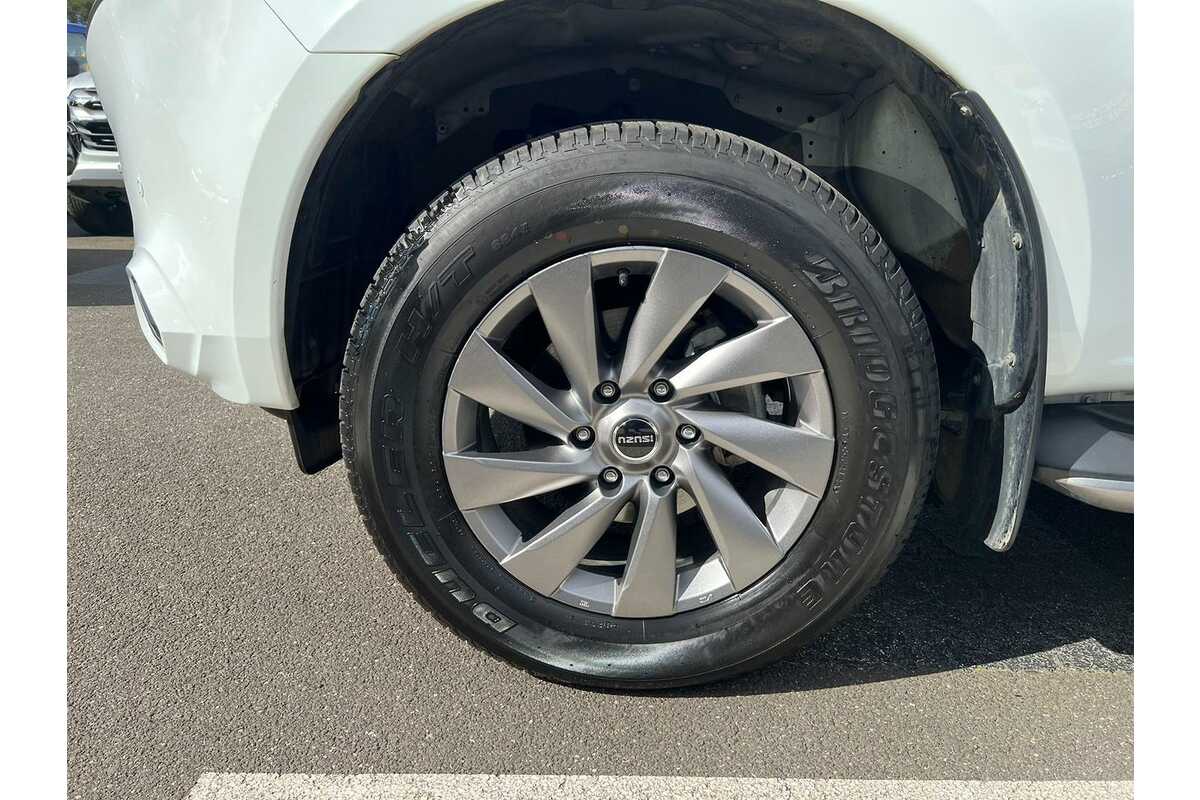 2022 Isuzu MU-X LS-U