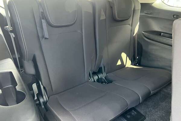 2022 Isuzu MU-X LS-U