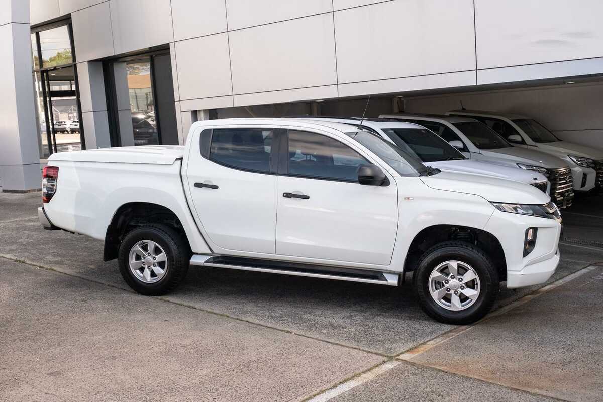 2019 Mitsubishi Triton GLX+ MR