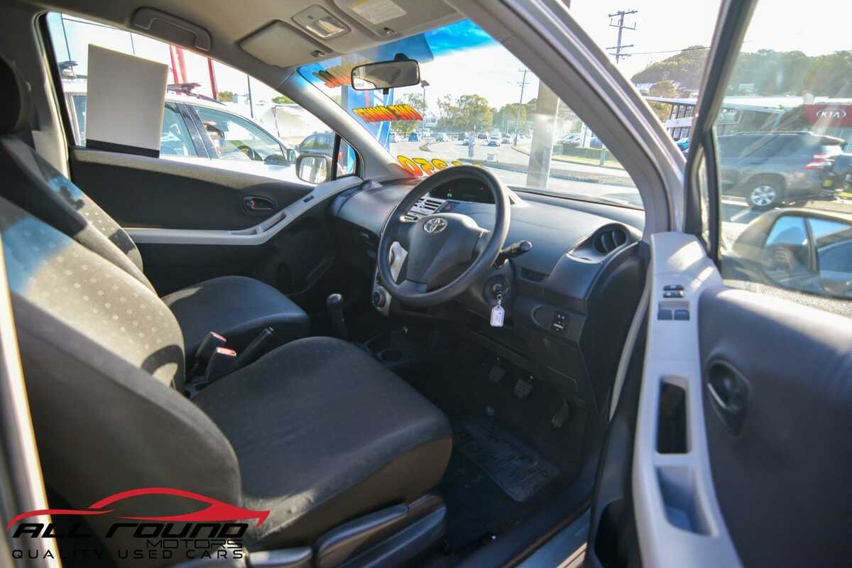 2005 Toyota YARIS YR NCP90R