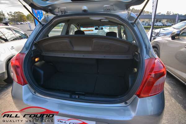 2005 Toyota YARIS YR NCP90R