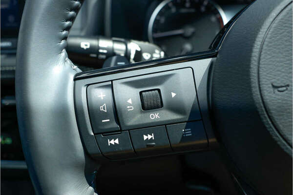 2022 Nissan X-TRAIL ST-L T33