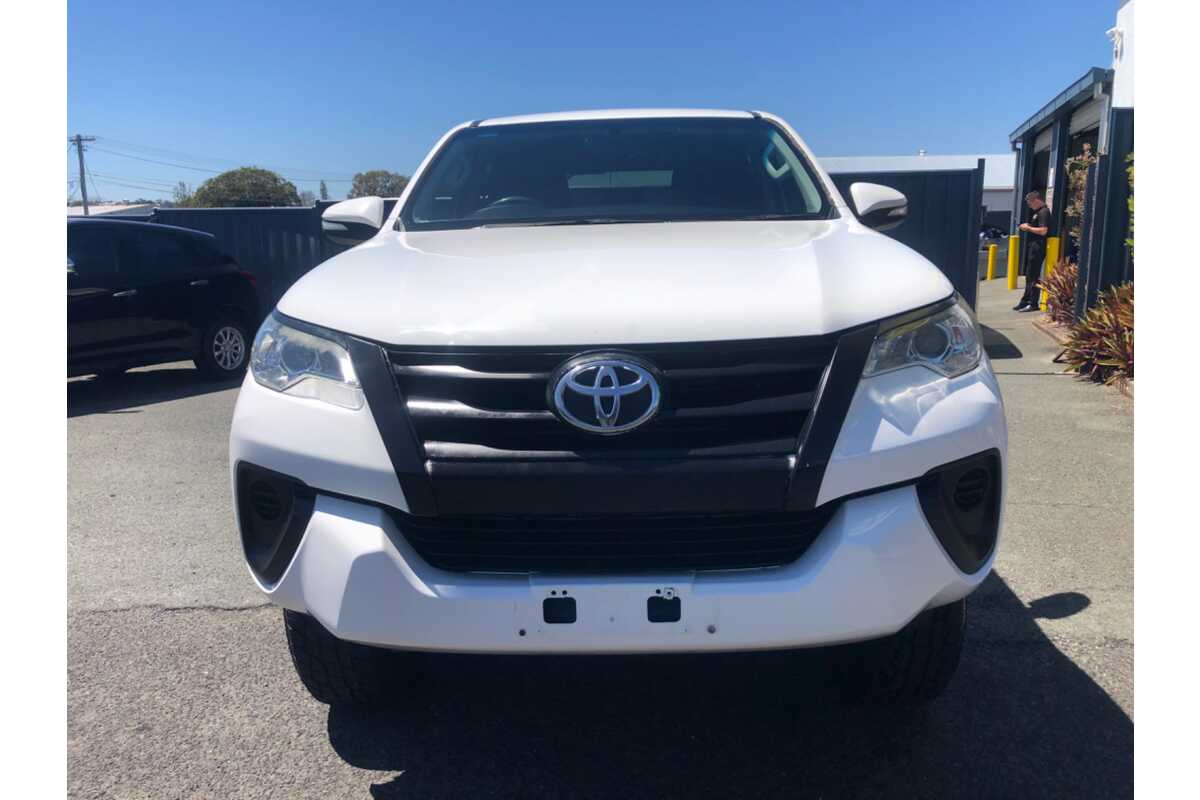 2017 Toyota Fortuner GX GUN156R
