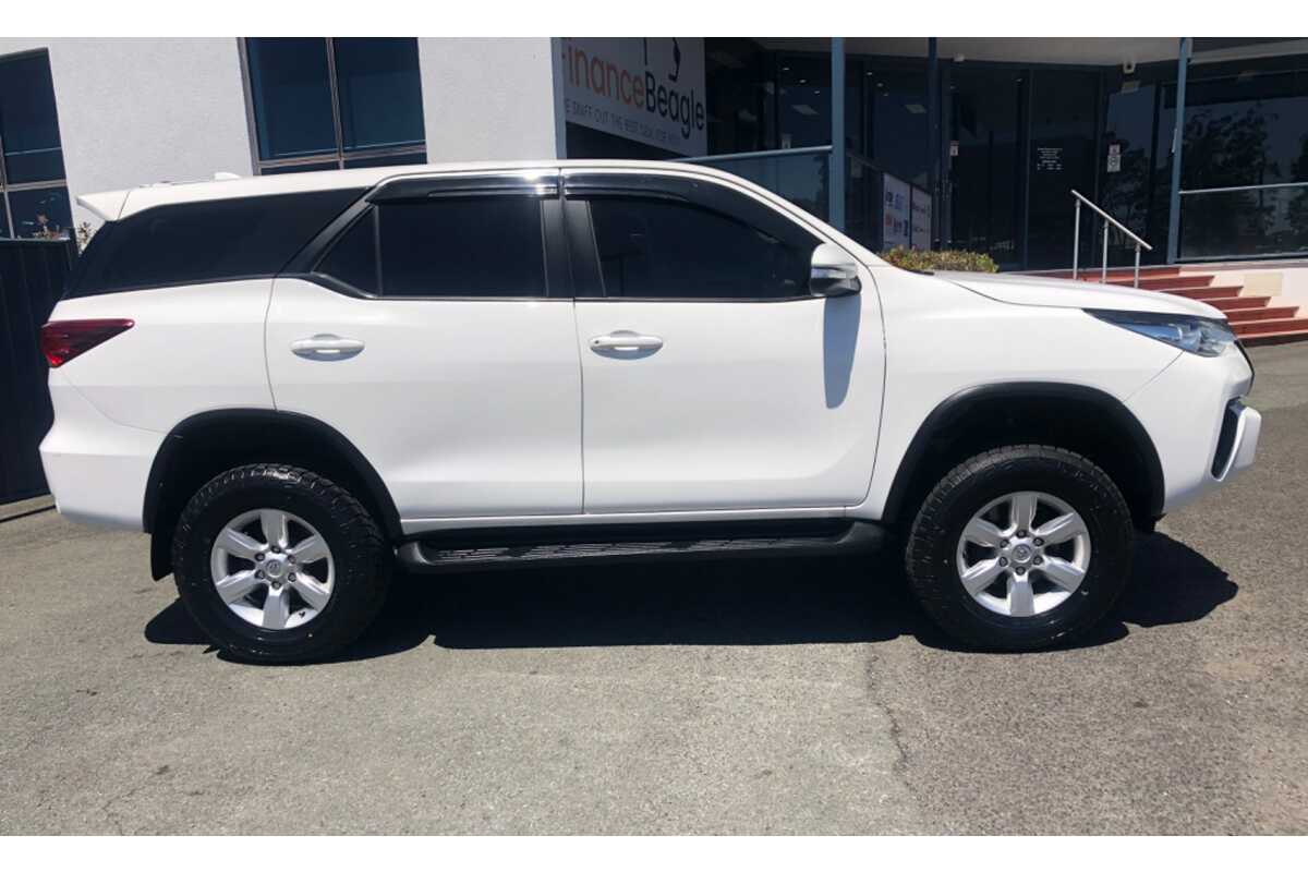 2017 Toyota Fortuner GX GUN156R