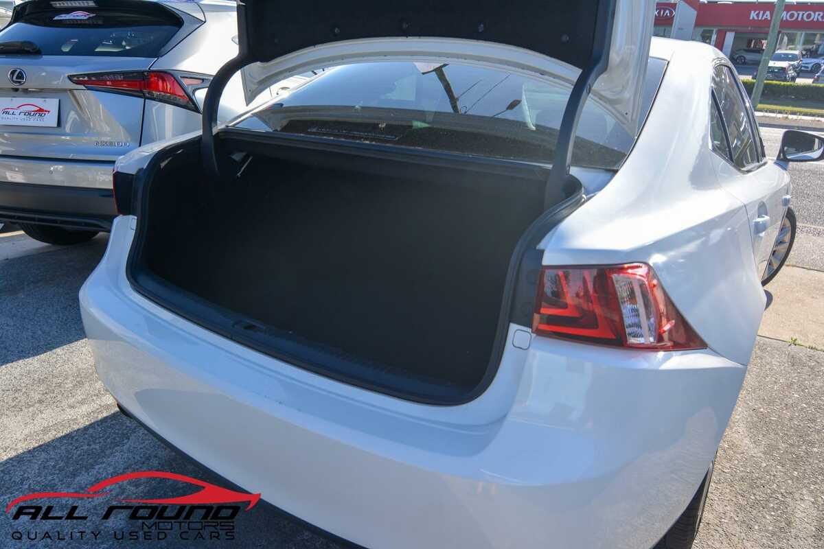 2014 Lexus IS250 LUXURY GSE30R