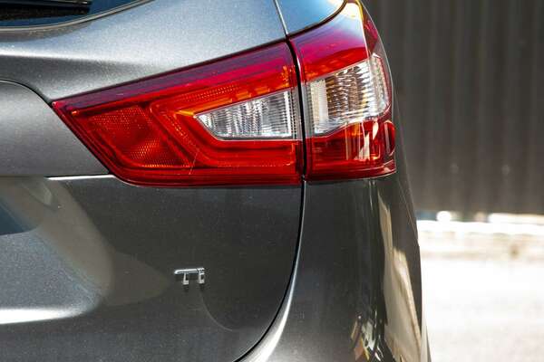 2017 Nissan QASHQAI Ti J11