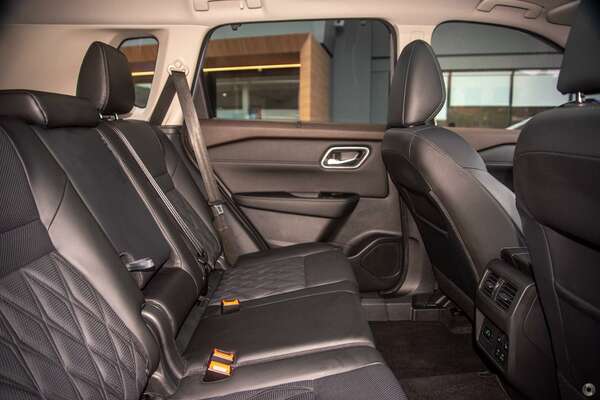 2023 Nissan X-TRAIL Ti-L T33