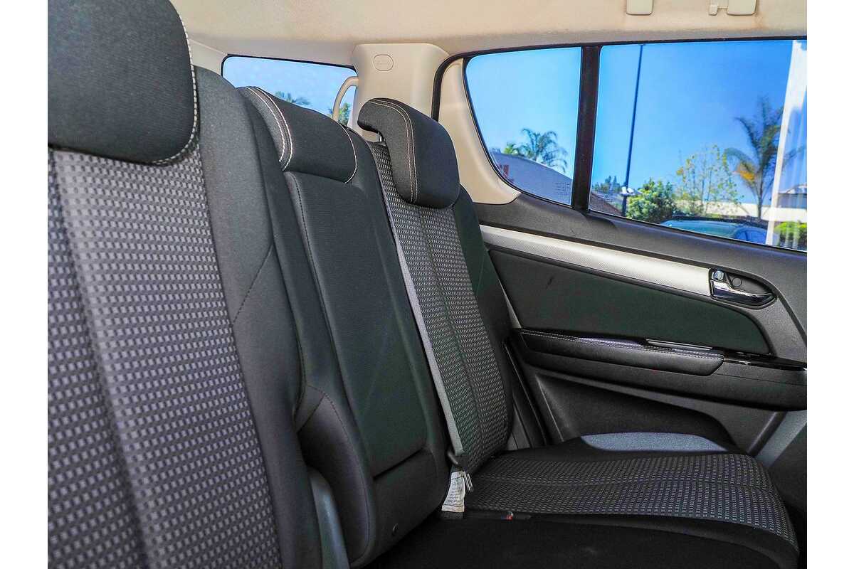 2017 Isuzu MU-X LS-M