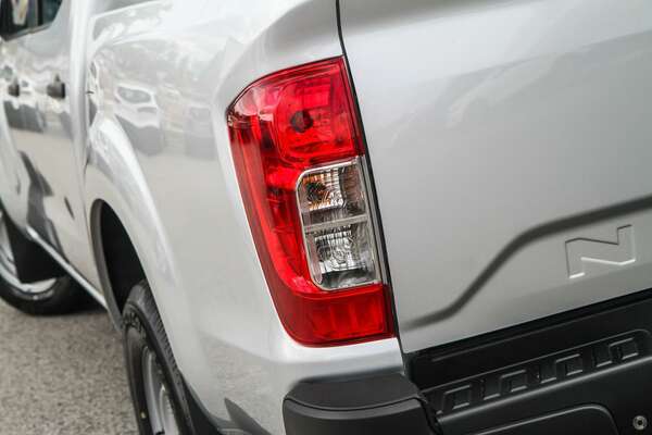 2023 Nissan Navara SL D23