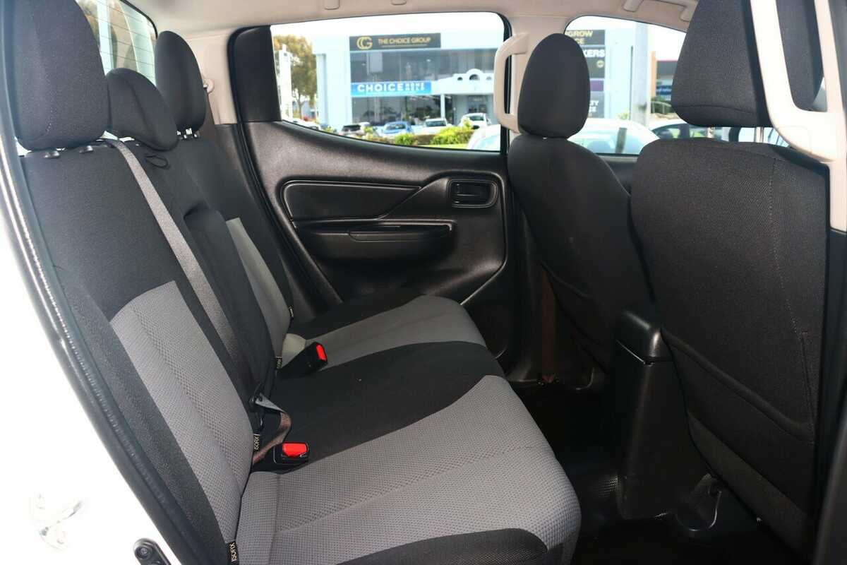 2021 Mitsubishi Triton GLX Double Cab MR MY21 4X4