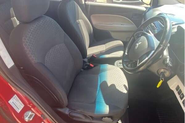 2014 Mitsubishi Mirage ES LA