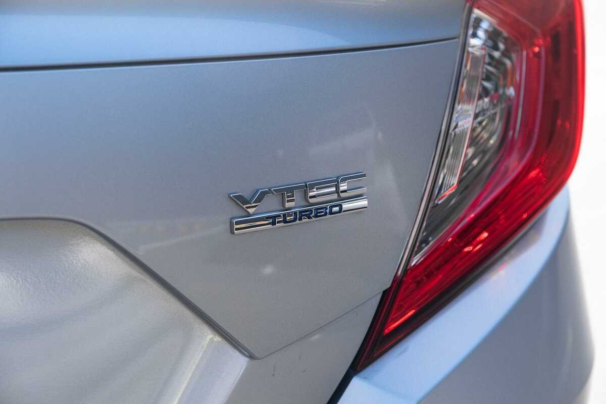 2018 Honda Civic VTi-LX 10th Gen