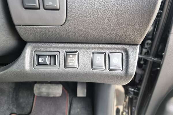 2023 Nissan Navara PRO-4X Warrior D23