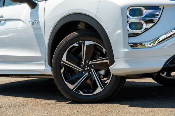 2023 Mitsubishi Eclipse Cross PHEV Exceed YB