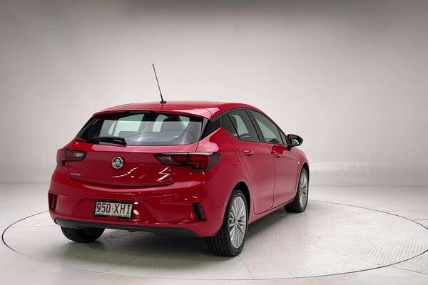 2016 Holden Astra R BK