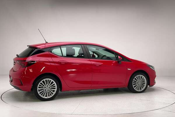 2016 Holden Astra R BK