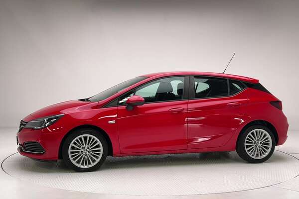 2016 Holden Astra R BK