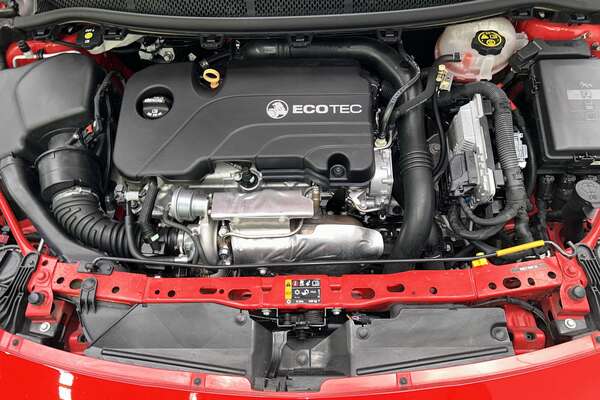 2016 Holden Astra R BK