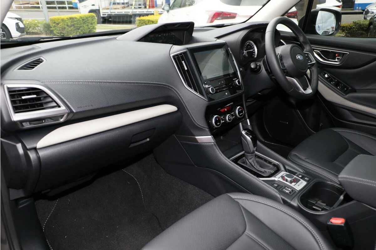 2023 Subaru Forester 2.5i-S 50 Years Edition S5