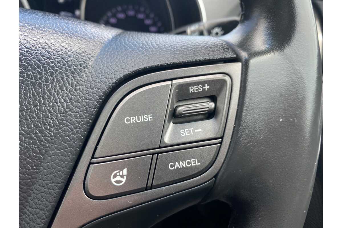 2014 Hyundai Santa Fe Highlander DM