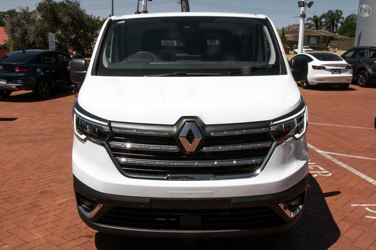 2023 Renault Trafic Premium X82