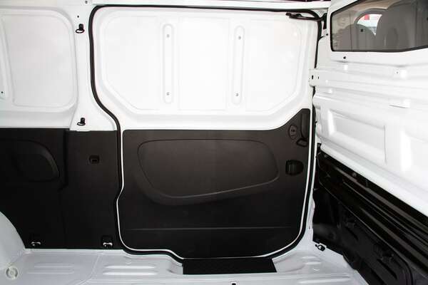 2023 Renault Trafic Premium X82